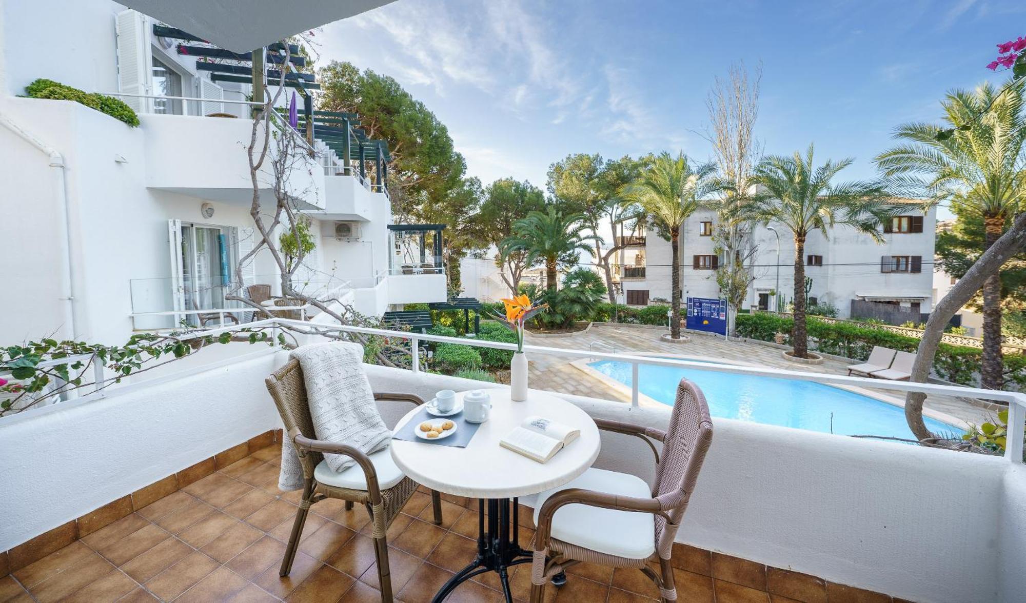 Apartamentos Los Tilos Пегера Екстер'єр фото